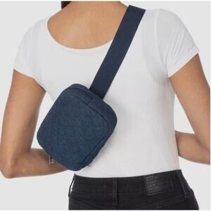 Jenni Belt Bag Womens L/XL Denim Blue Quilted Modern Essential Feminine Trendy